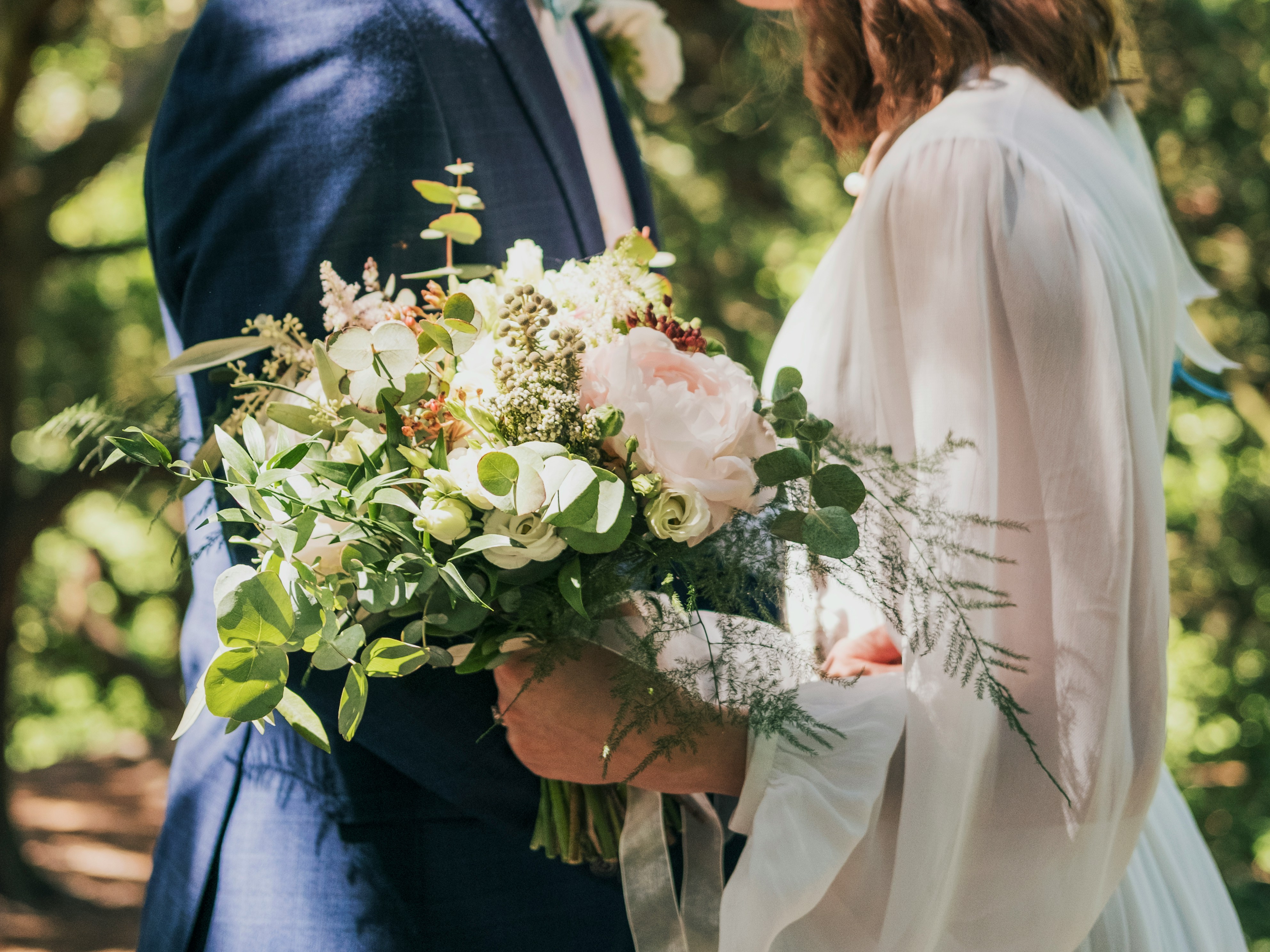 結婚式がめんどくさいならフォトウェディングのみはあり